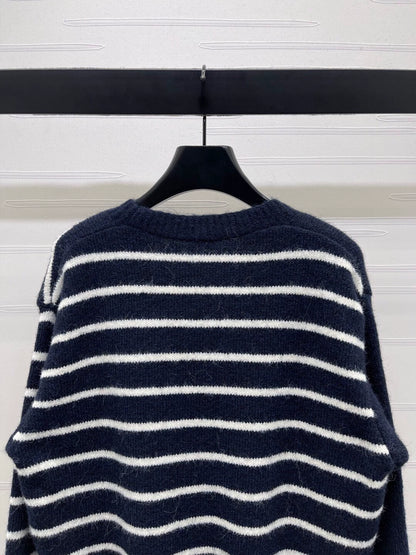 Striped V-neck long sleeved knitted cardigan