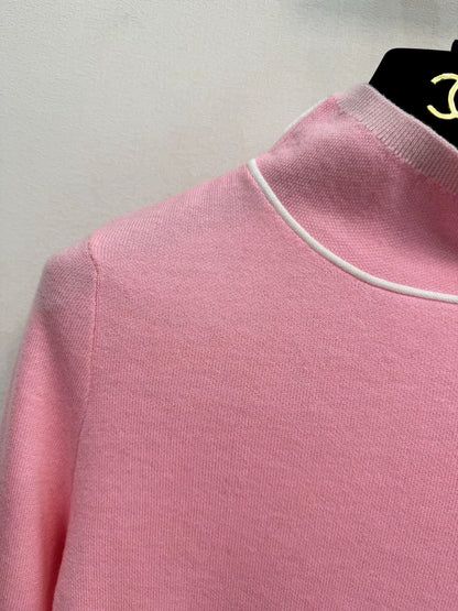 High necked woolen sweater