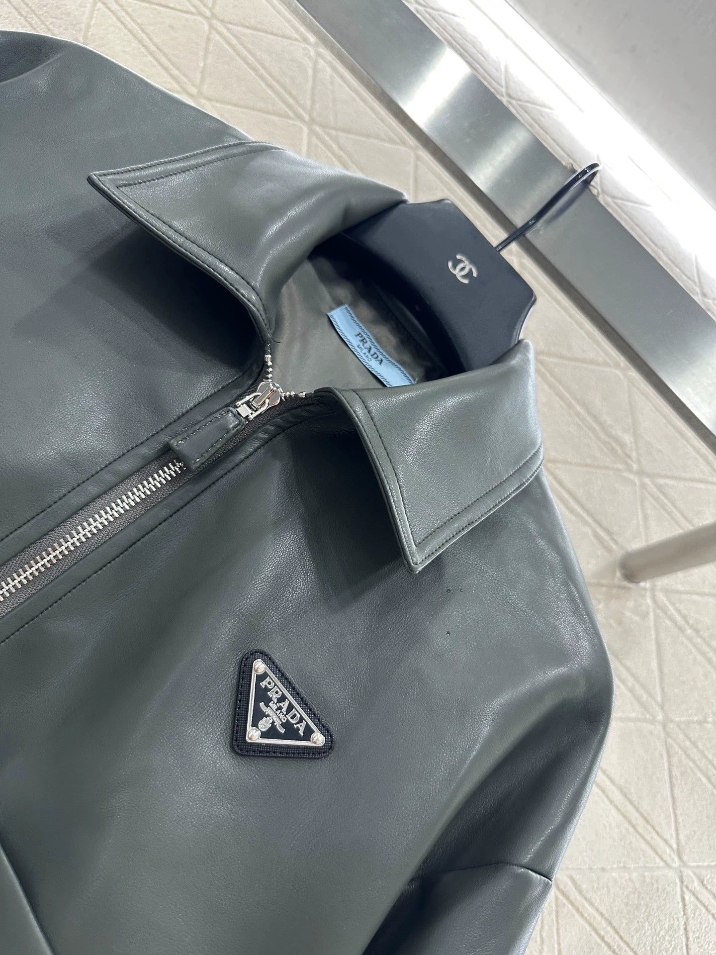 25fw Zipper leather jacket