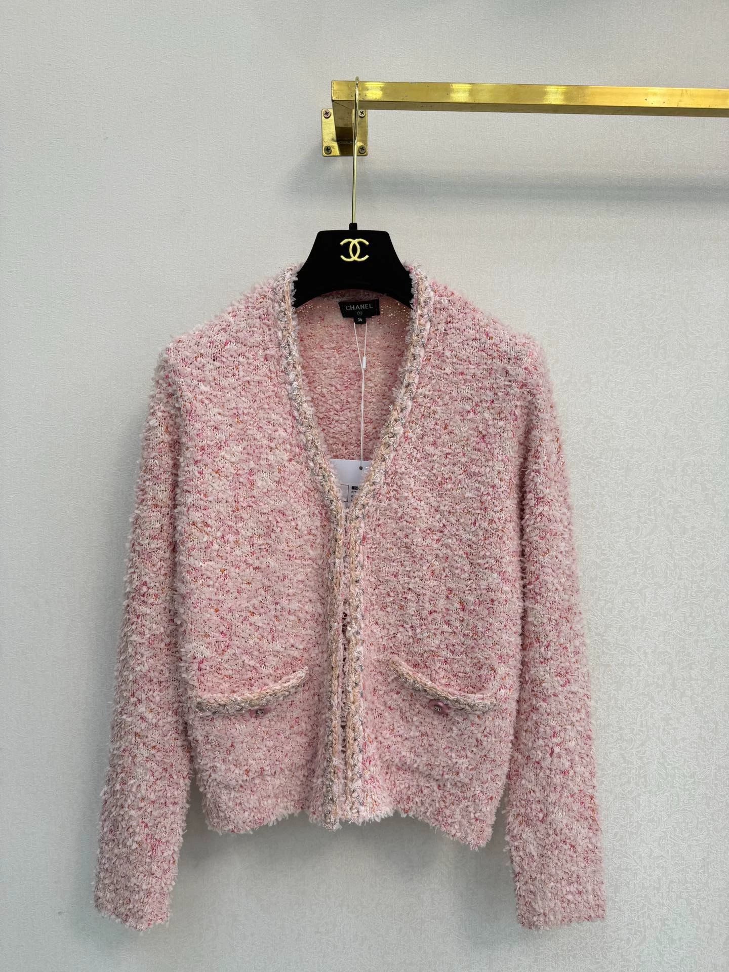 Pink coarse woolen coat