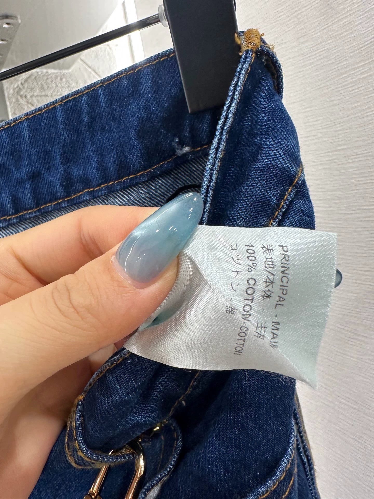 25fw Cat pendant straight leg jeans