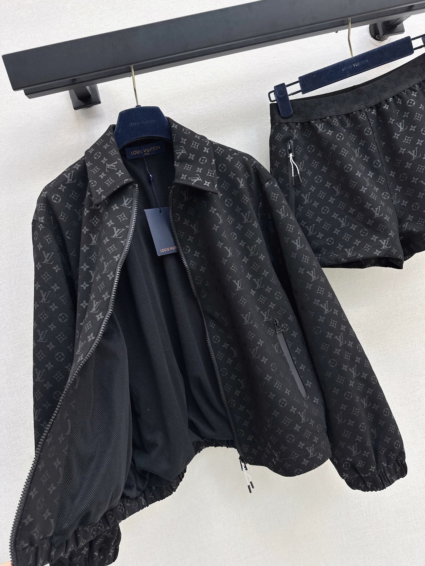 25fw Collar zipper set