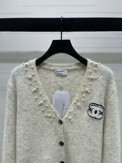 25fw V-neck pearl knitted cardigan