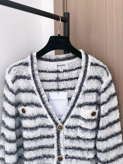 25fw Two tone V-neck cardigan