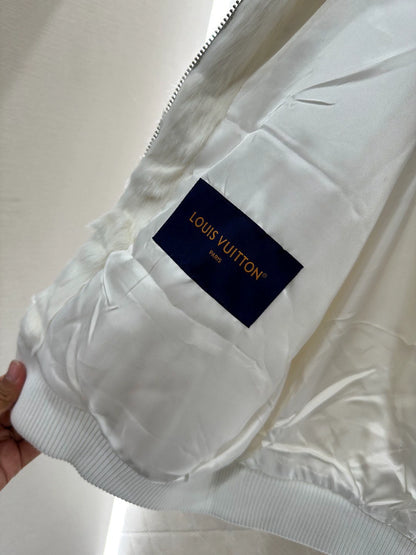 25fw Hooded fur coat