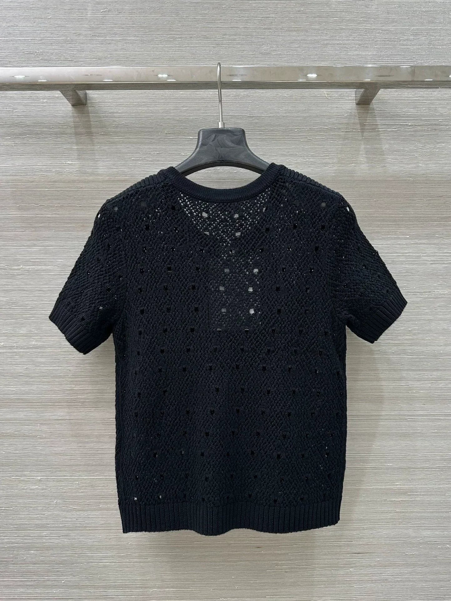 25fw hollow crocheted short-sleeved top