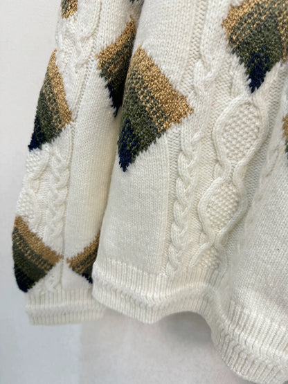 Four leaf clover knitted sweater