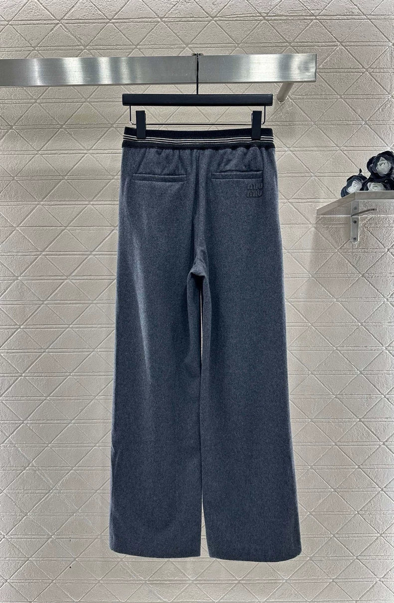 Wool color blocked letter set