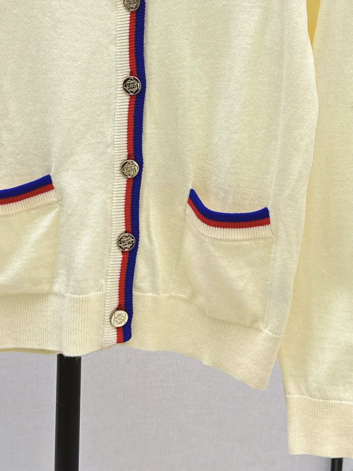 25fw Embroidered decorative cardigan