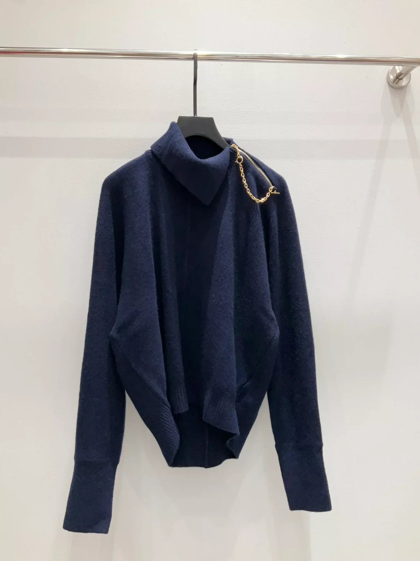 25fw Deep blue high necked knitted sweater