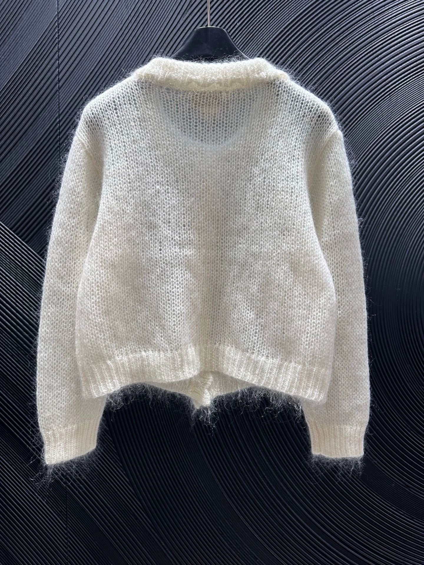Buckle nail bead lapel sweater