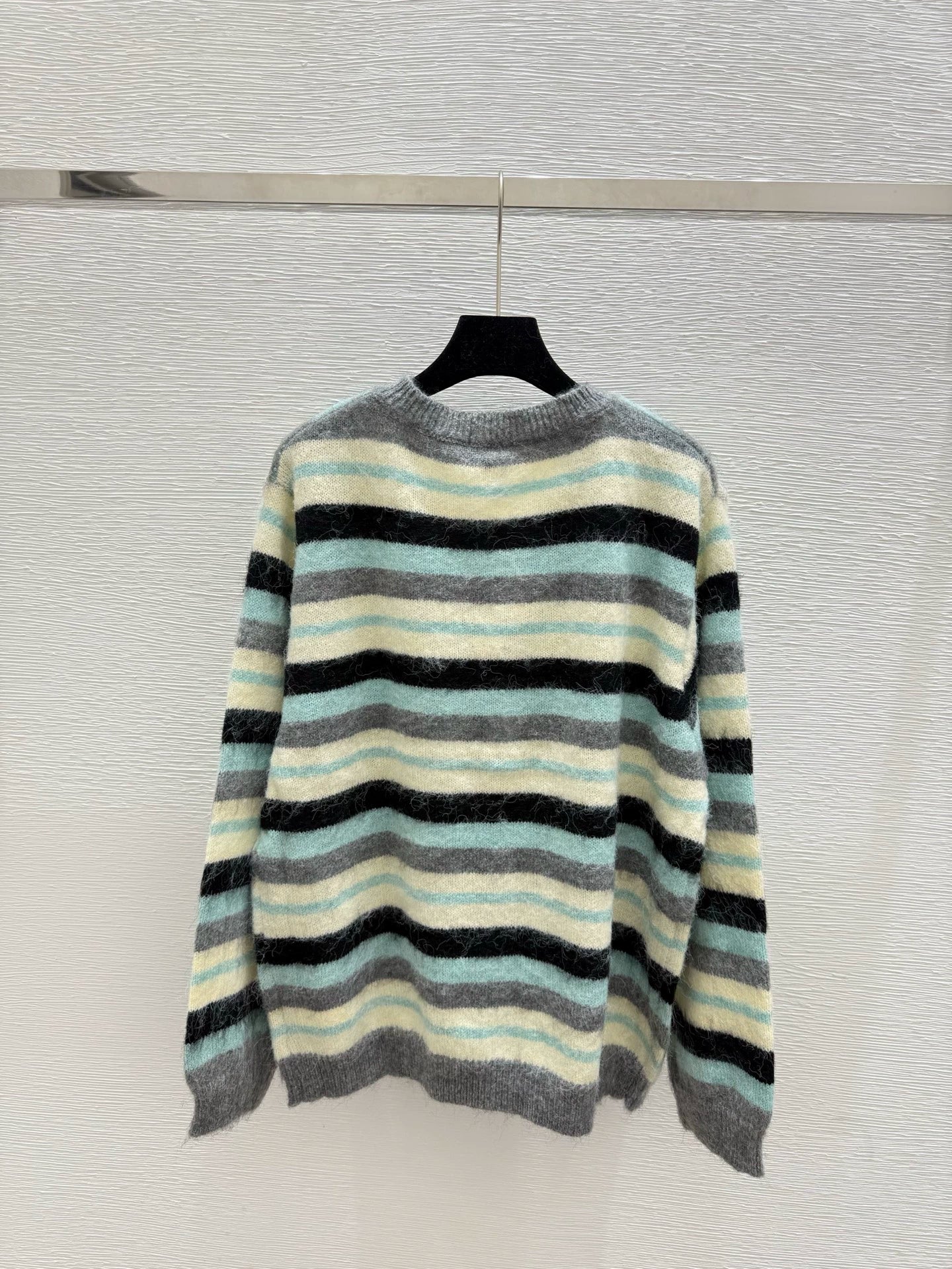 25fw Striped knitted cardigan