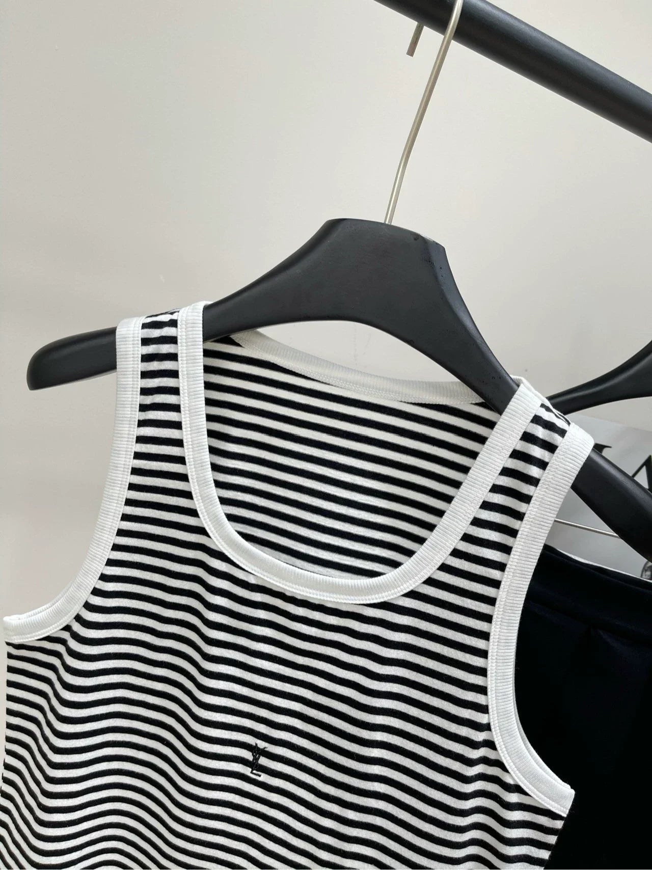 25SS new black and white striped vest for spring and summer