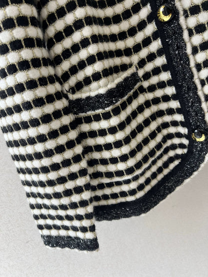 25fw Striped V-neck knitted long sleeved cardigan