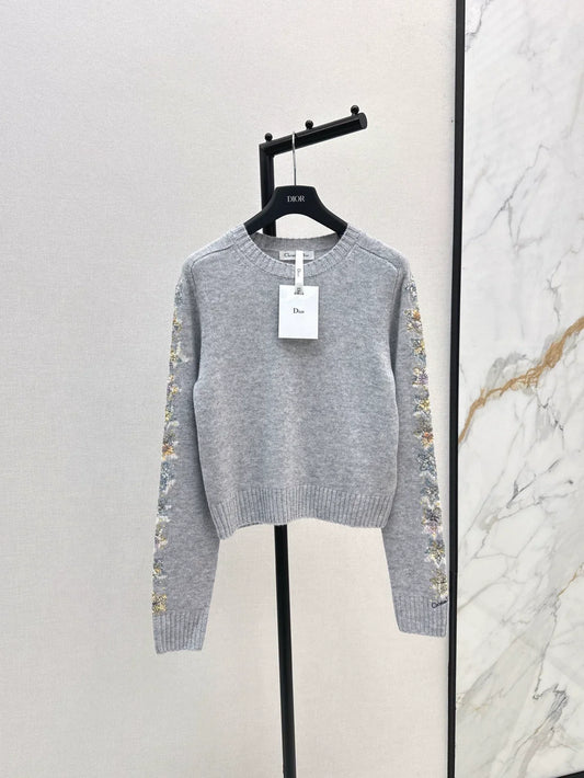 25 Sleeves, flowers, plants, embroidery, cashmere sweater