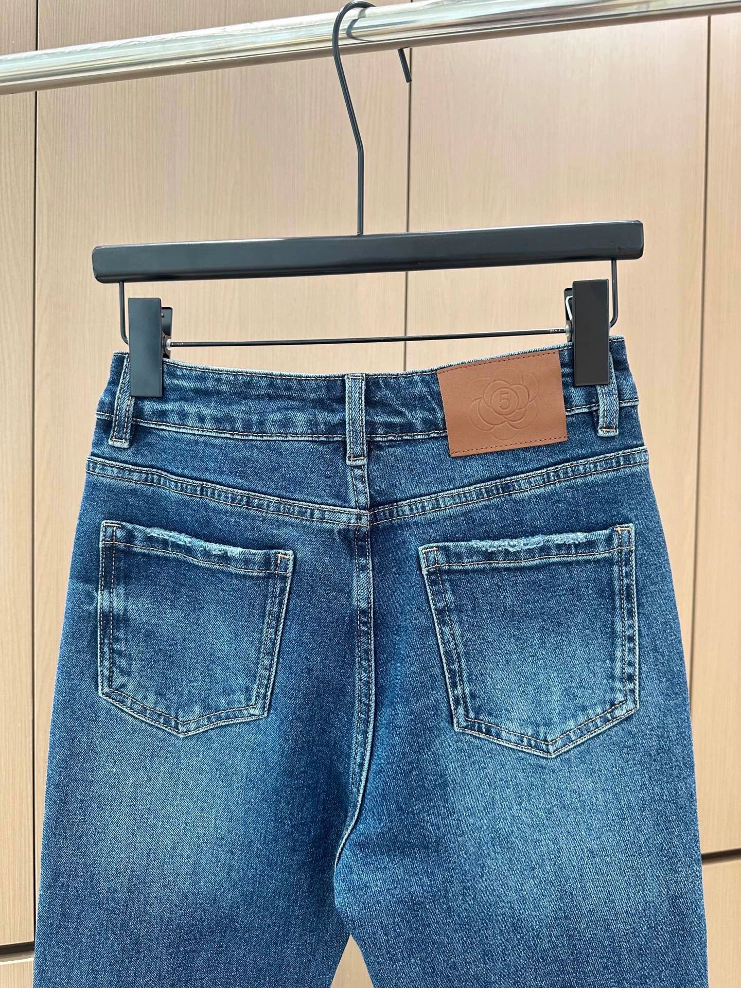 25fw flared jeans