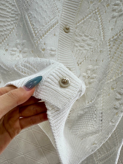 Hollow jacquard knitted cardigan