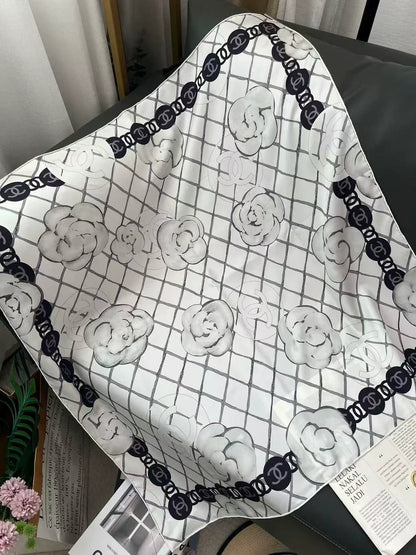 C 25 Camellia Scarf（pink/white）