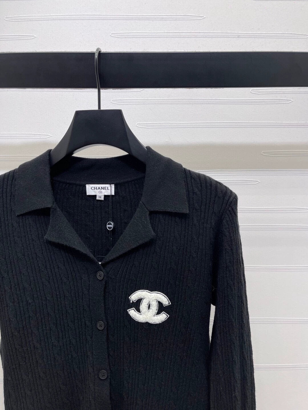 Vertical pit stripe lapel cardigan