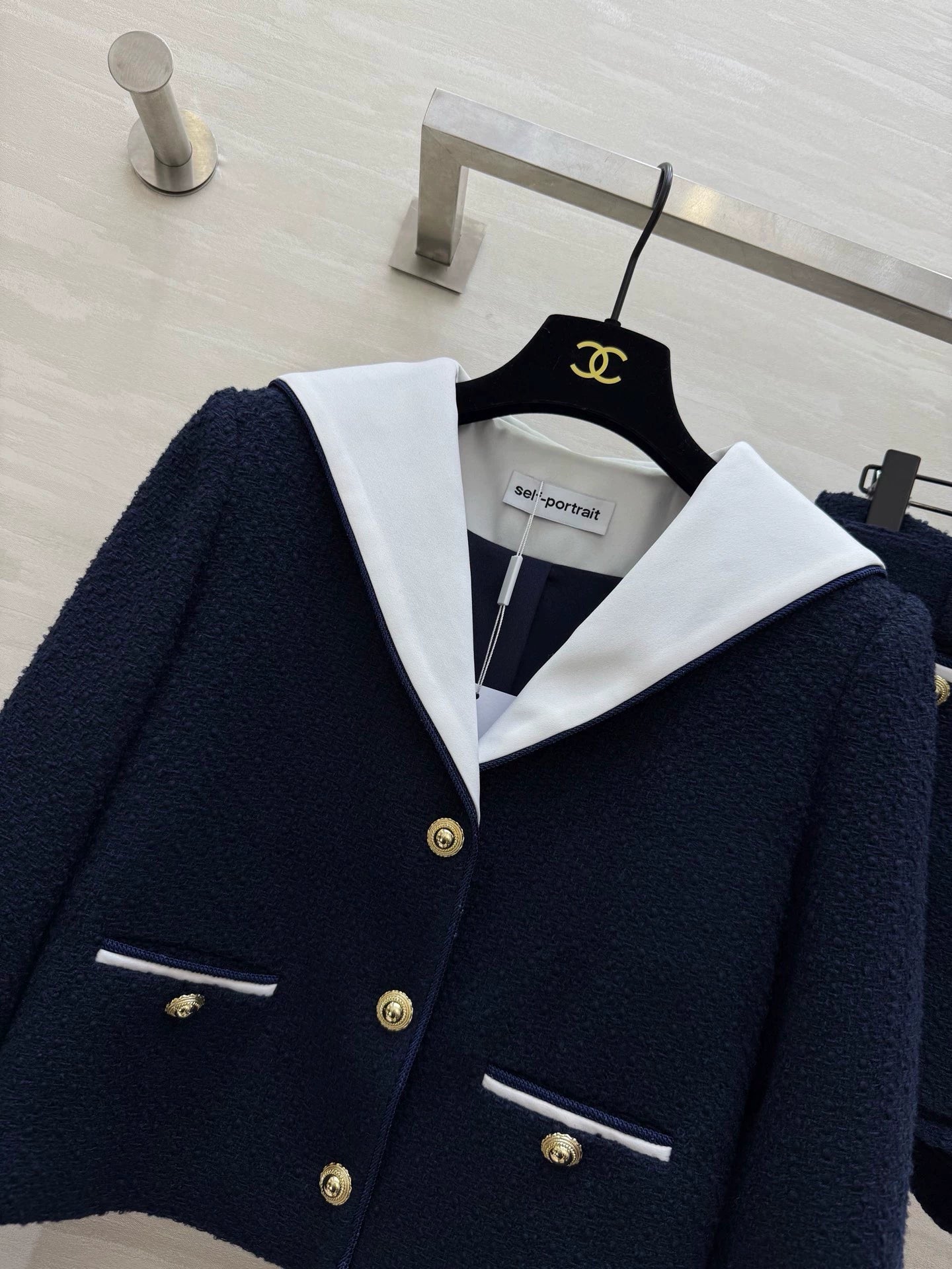 Navy collar tweed suit