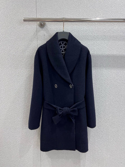 Pig nose button medium long cashmere coat