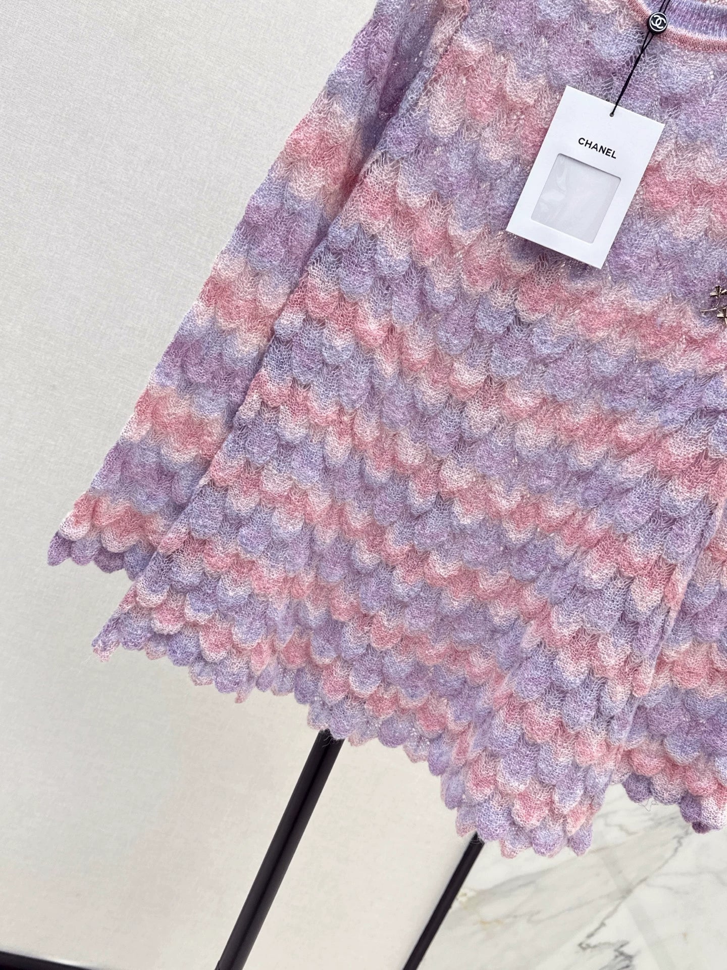 25fw Color changing knitted round neck