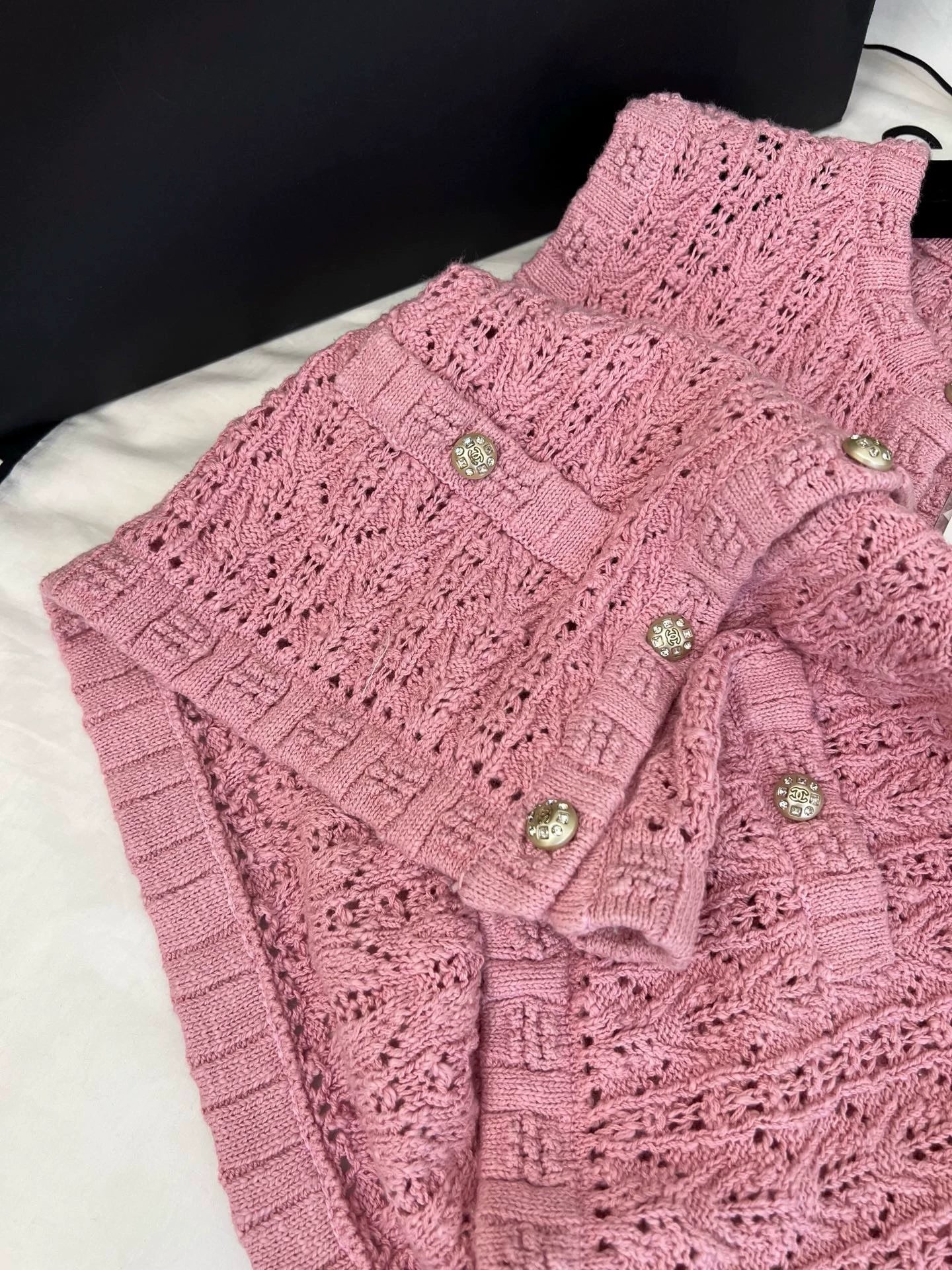 2025 Spring and Summer New Round Neck Crochet Pocket Knitted Sleeveless Vest