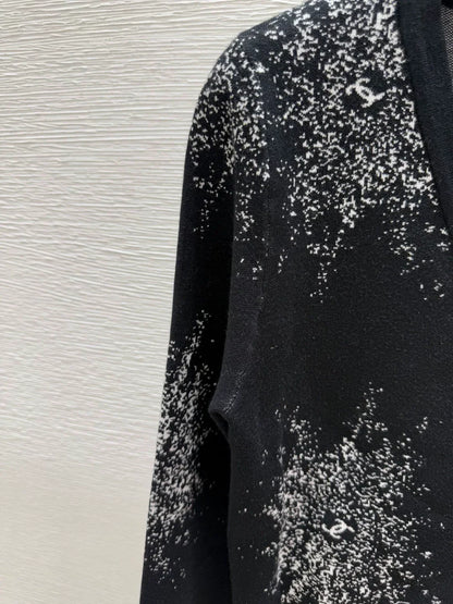 25fw Jacquard V-neck cardigan