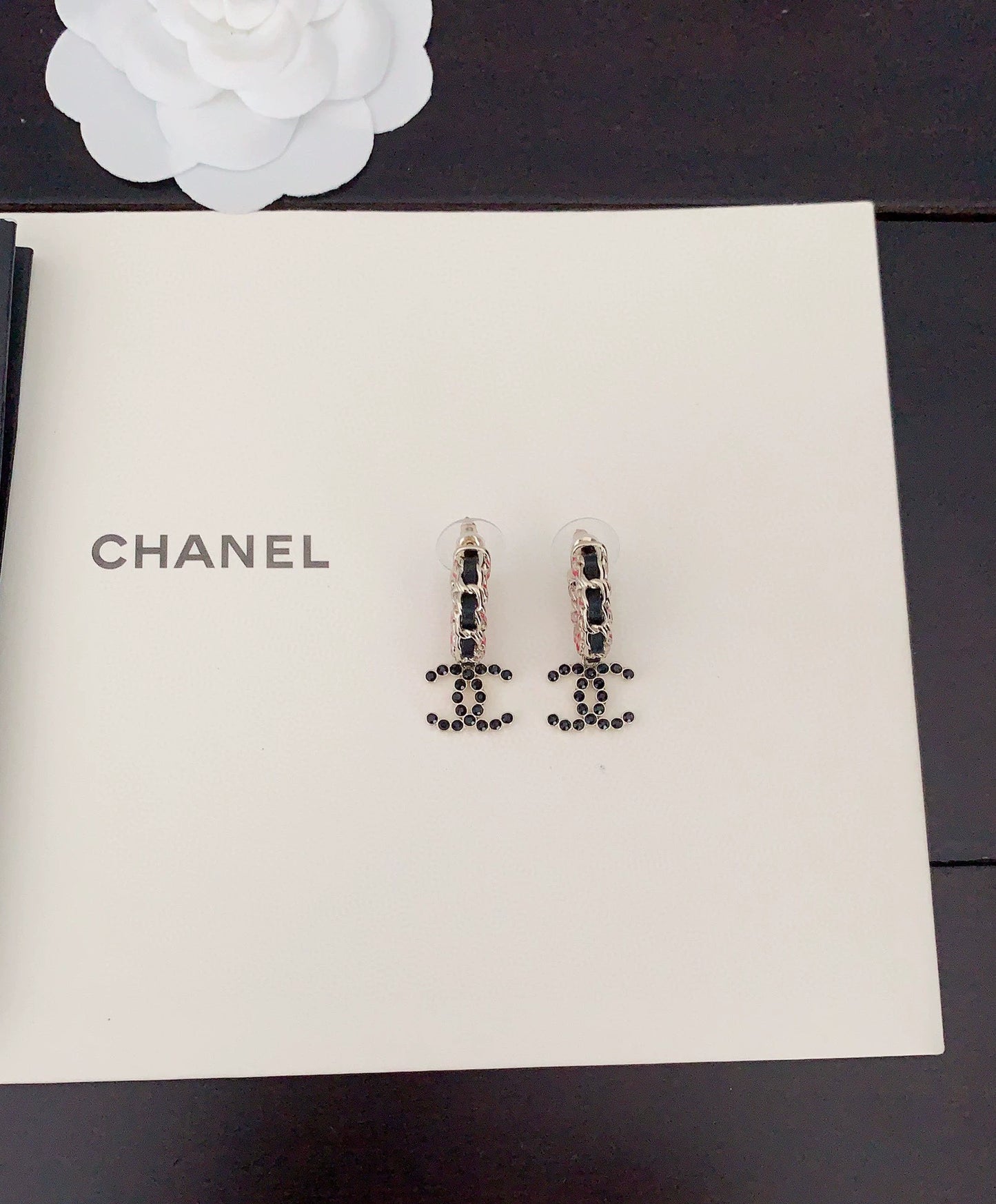 black ➕ Pink genuine leather ear hook