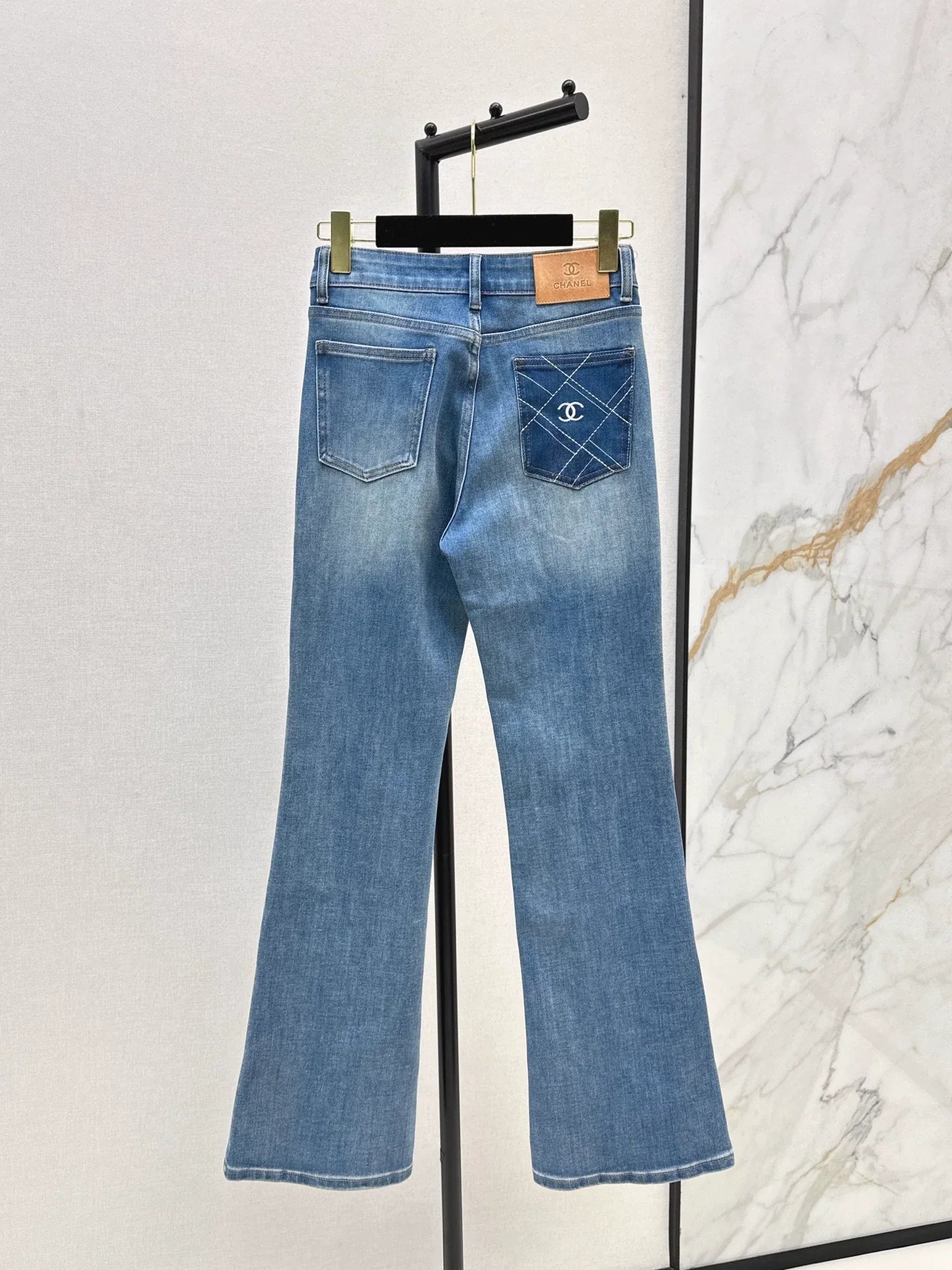 25fw flared jeans