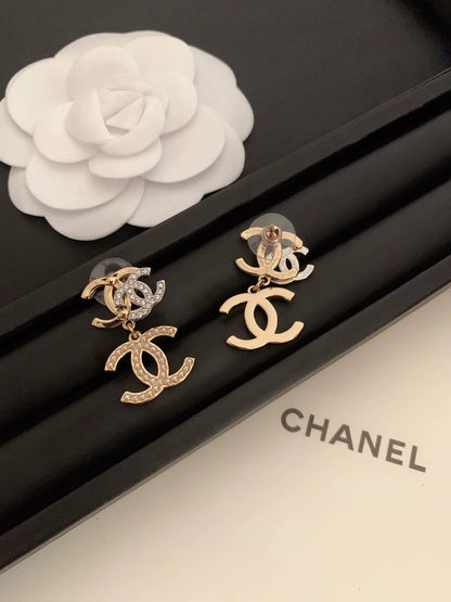 Double C earrings