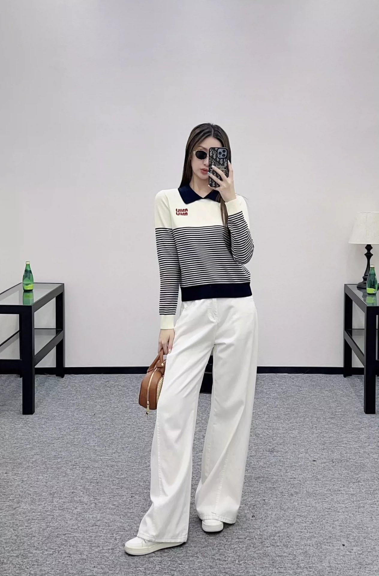 25fw Collar striped sweater