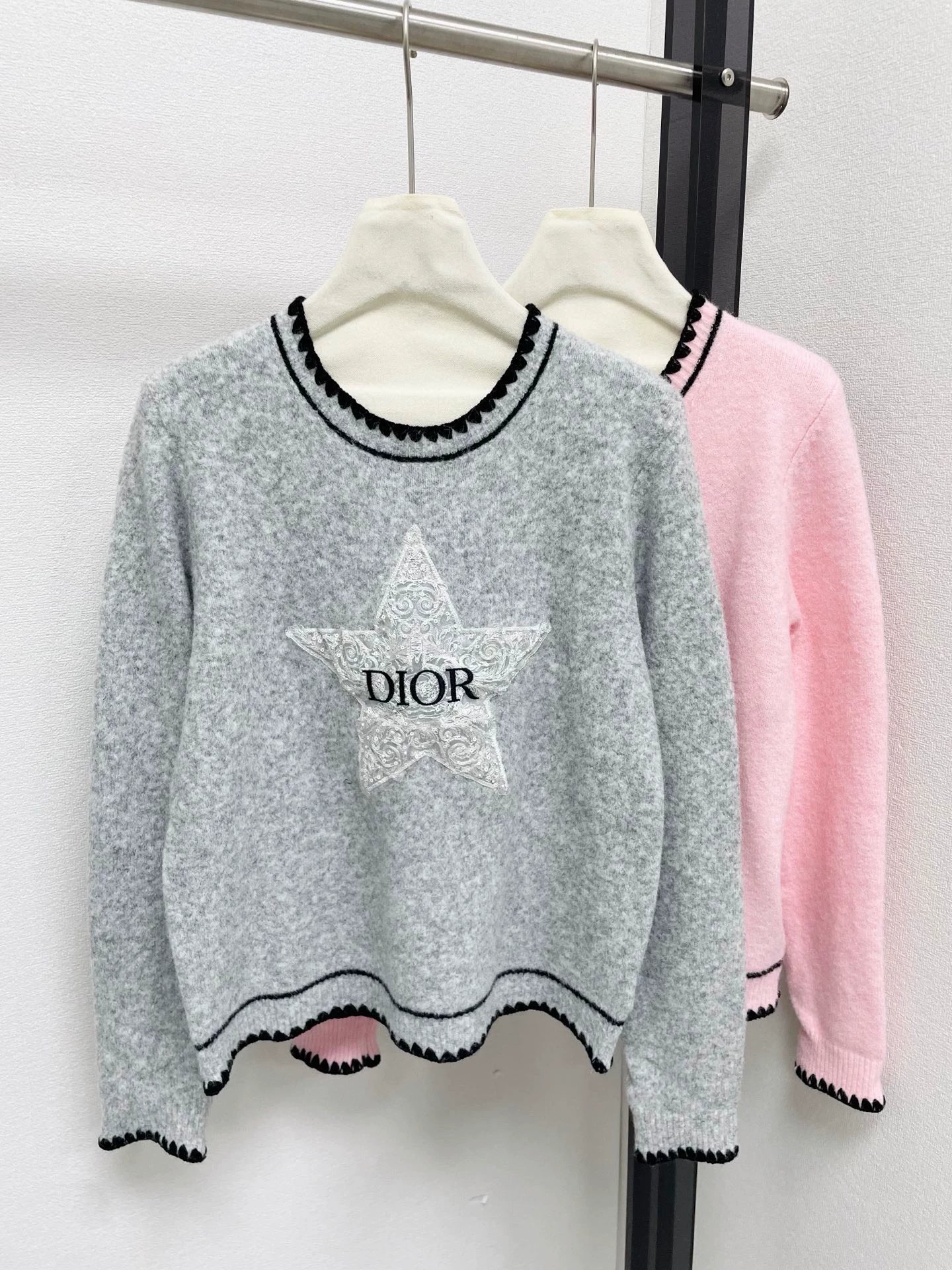 Pentagram letter embroidered sweater