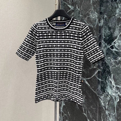 25 Summer new black and white striped knitted short sleeves