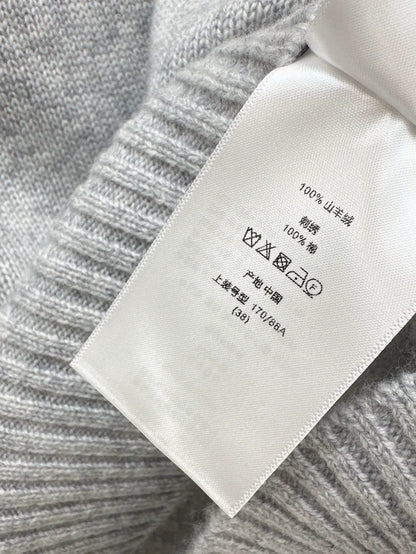 25 Sleeves, flowers, plants, embroidery, cashmere sweater