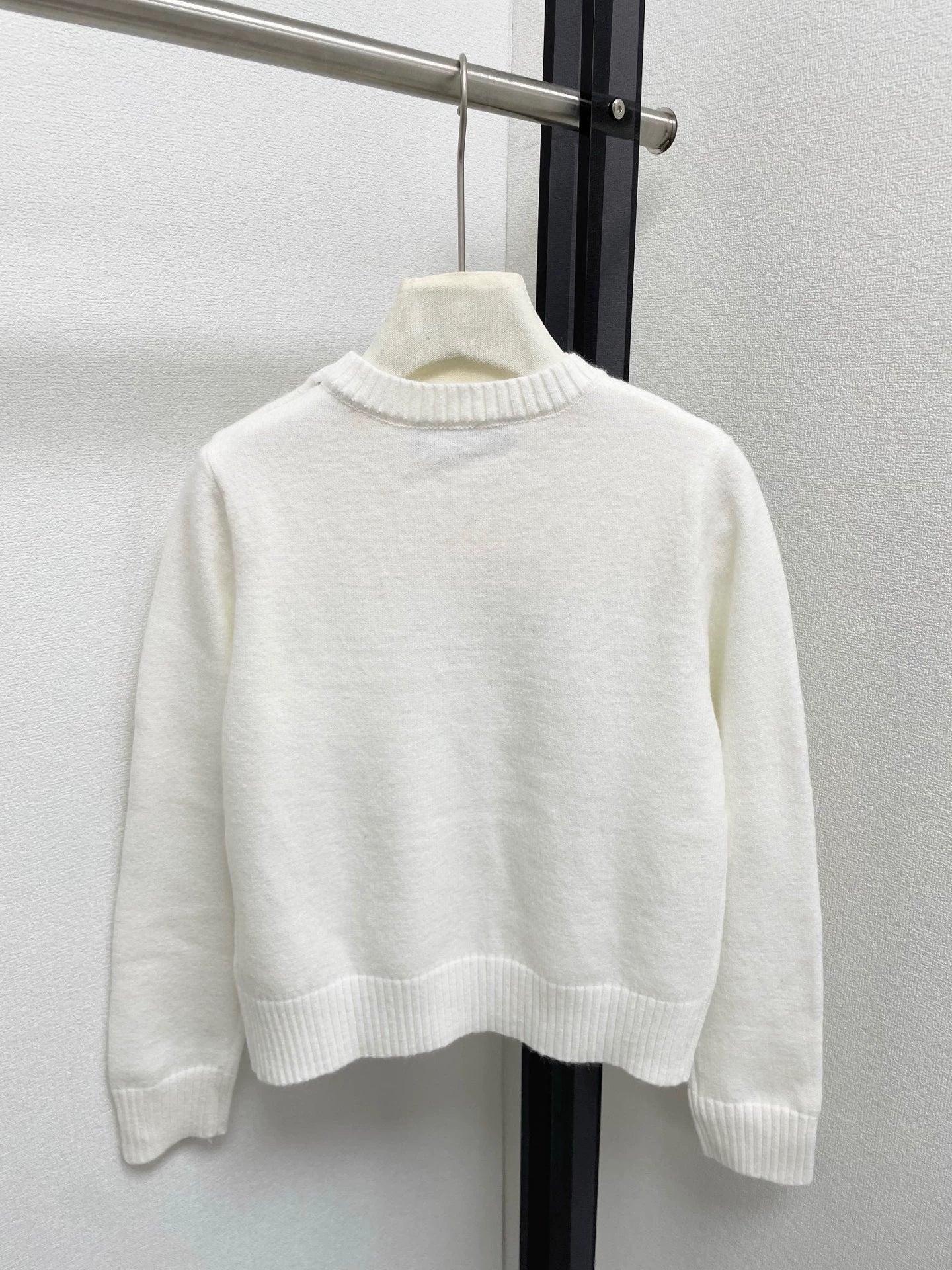 25fw Hollow letter pit striped sweater