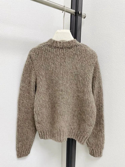 Pit striped hem sweater