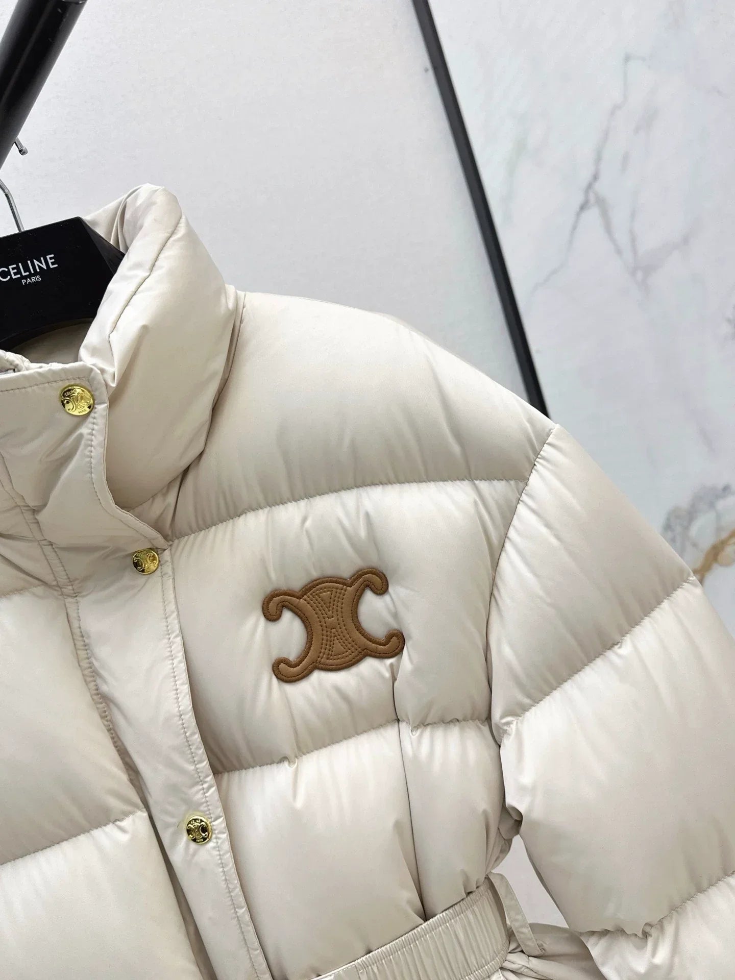 25fw Stand collar waisted down jacket