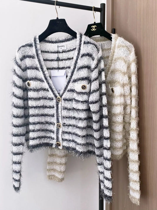 25fw Two tone V-neck cardigan