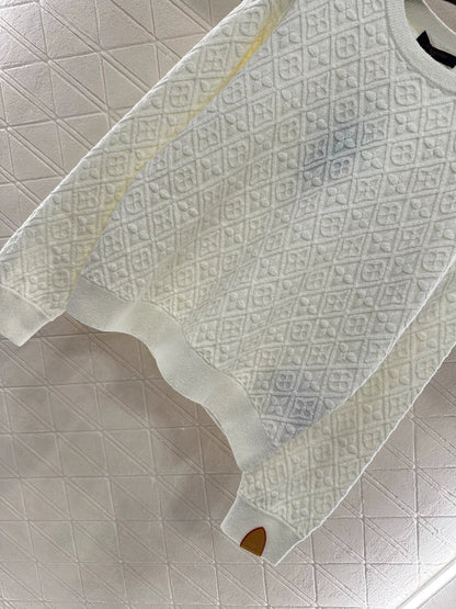 25 Sanhua diamond grid pullover sweater