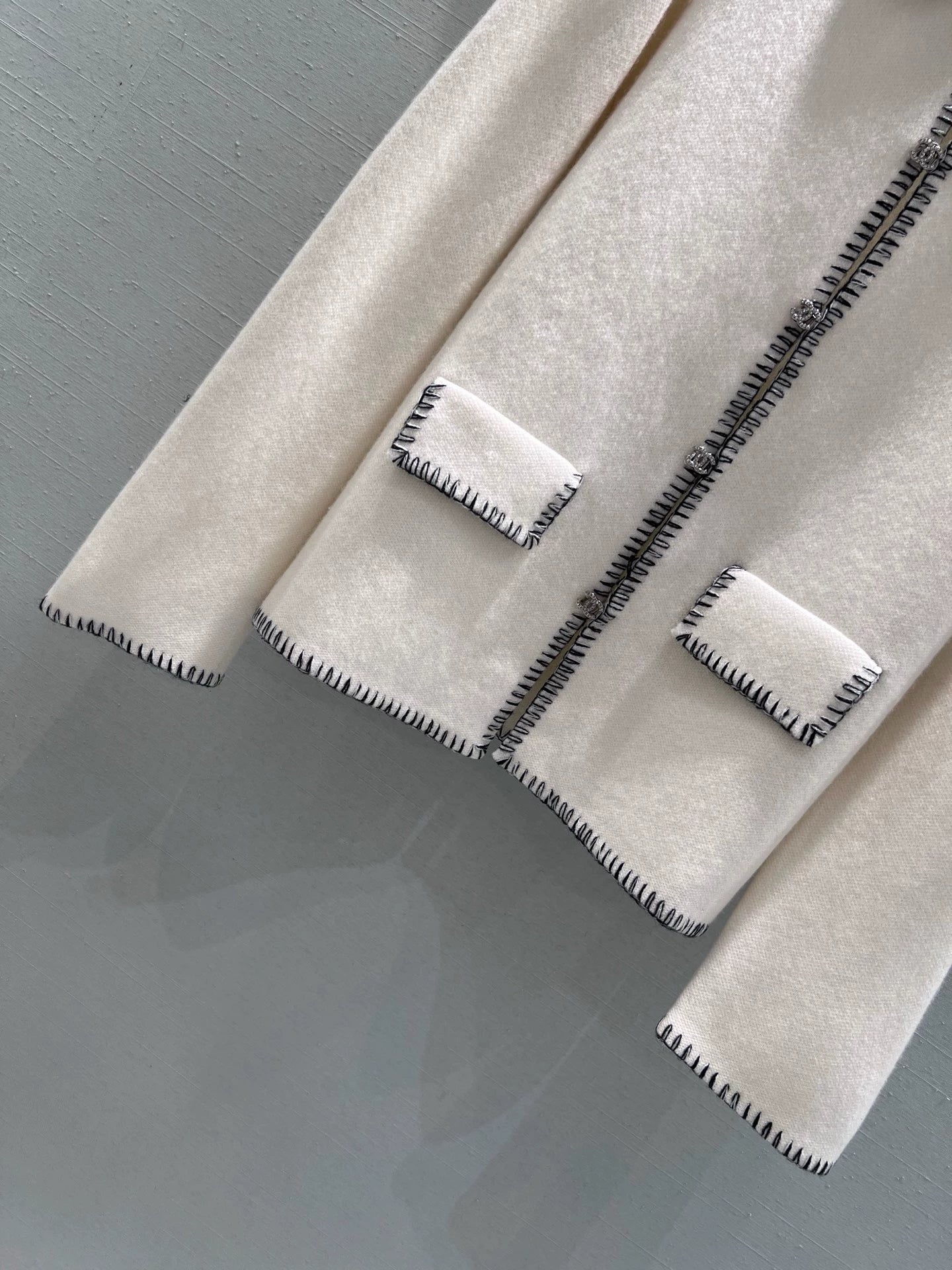 Turnover Xiaoxiang cardigan