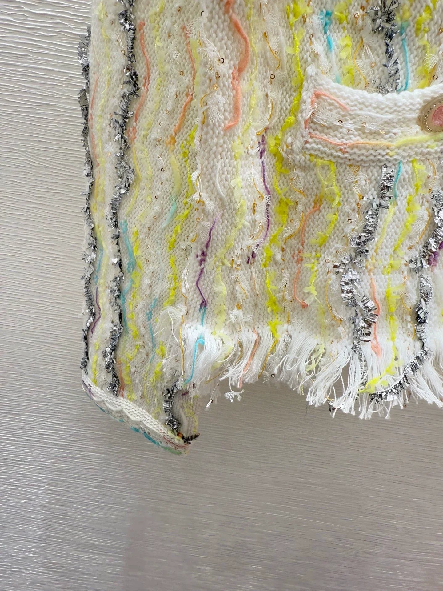 25fw Knitted cardigan with patterns