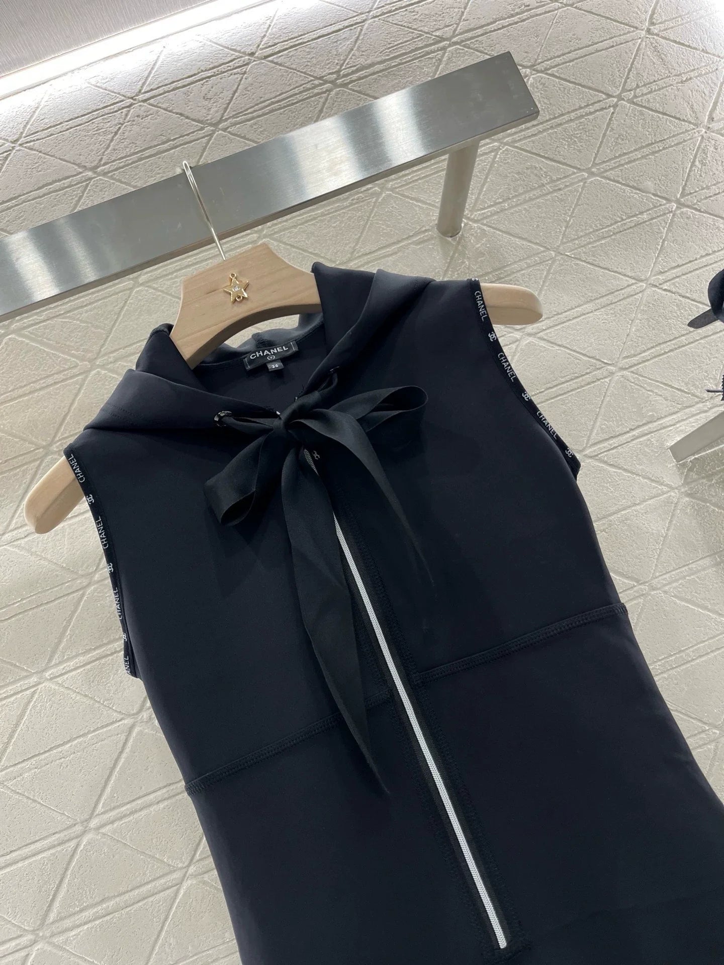 25 New Hooded Zipper One-piece Tankini Swimsuit