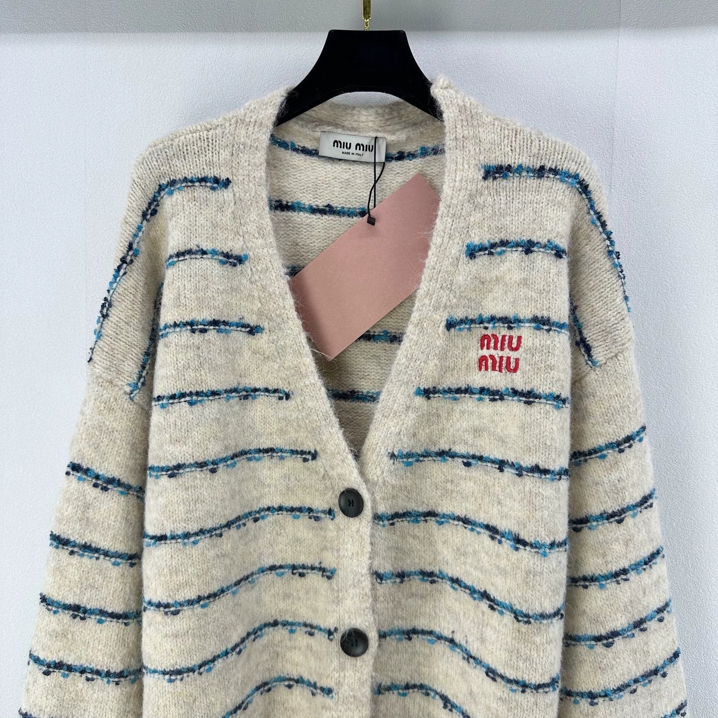 25fw V-neck striped cardigan