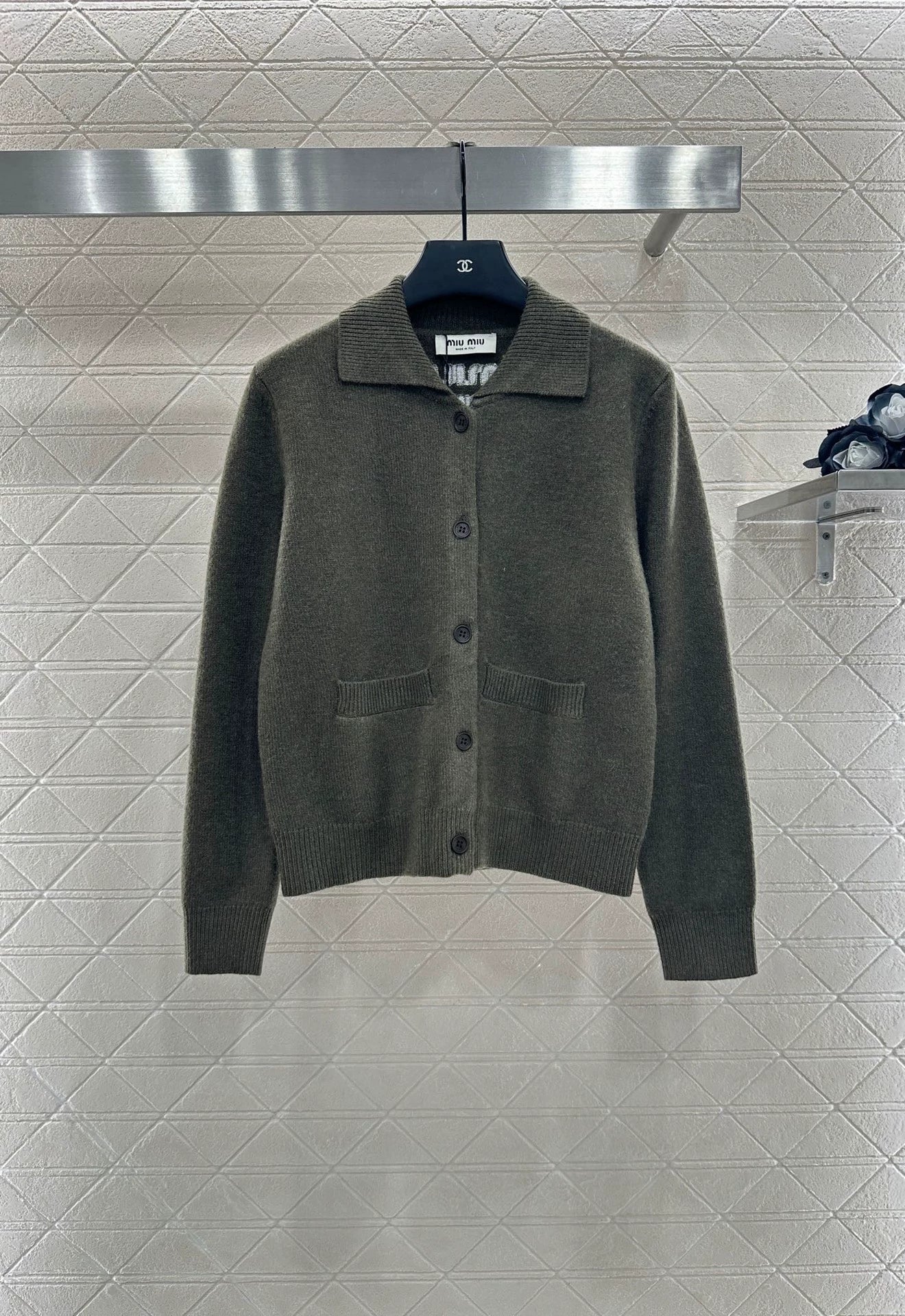 25fw Collar knit cardigan