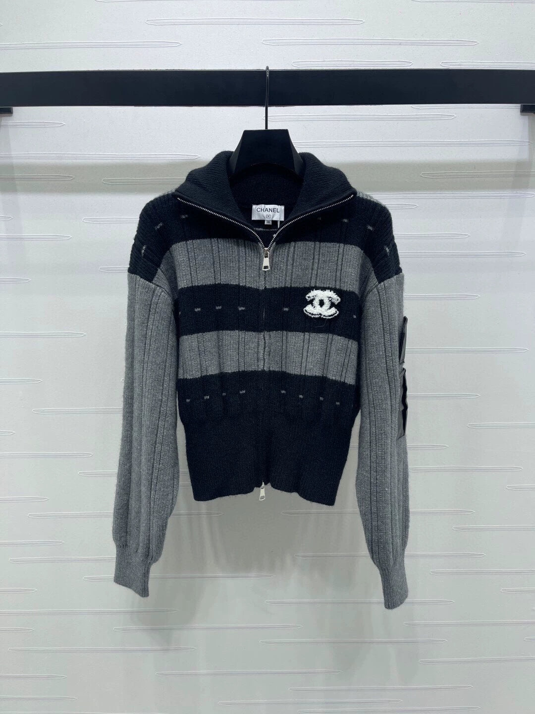 Stand up collar double zipper knitted cardigan