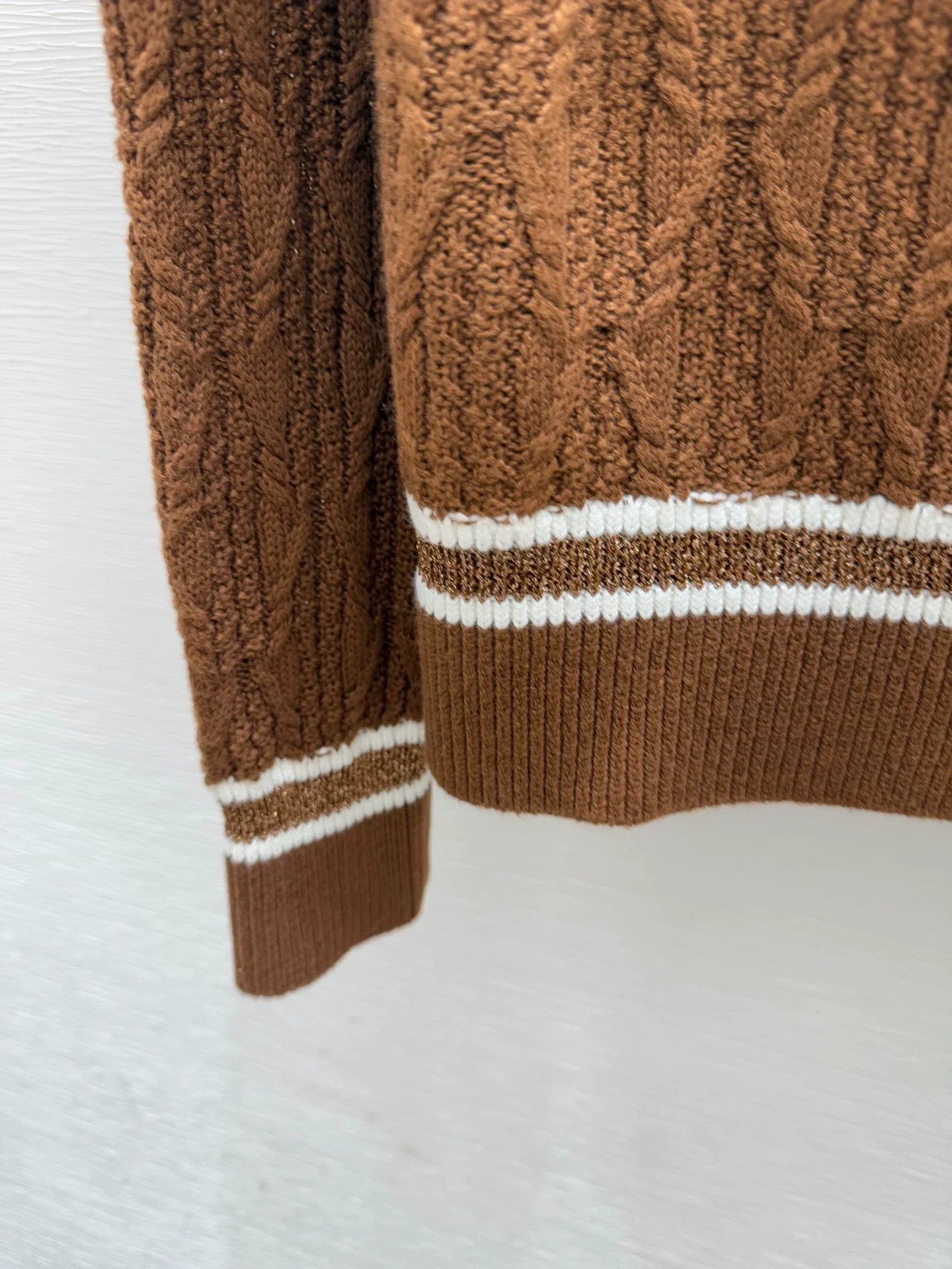 25fw Navy collar knitted sweater