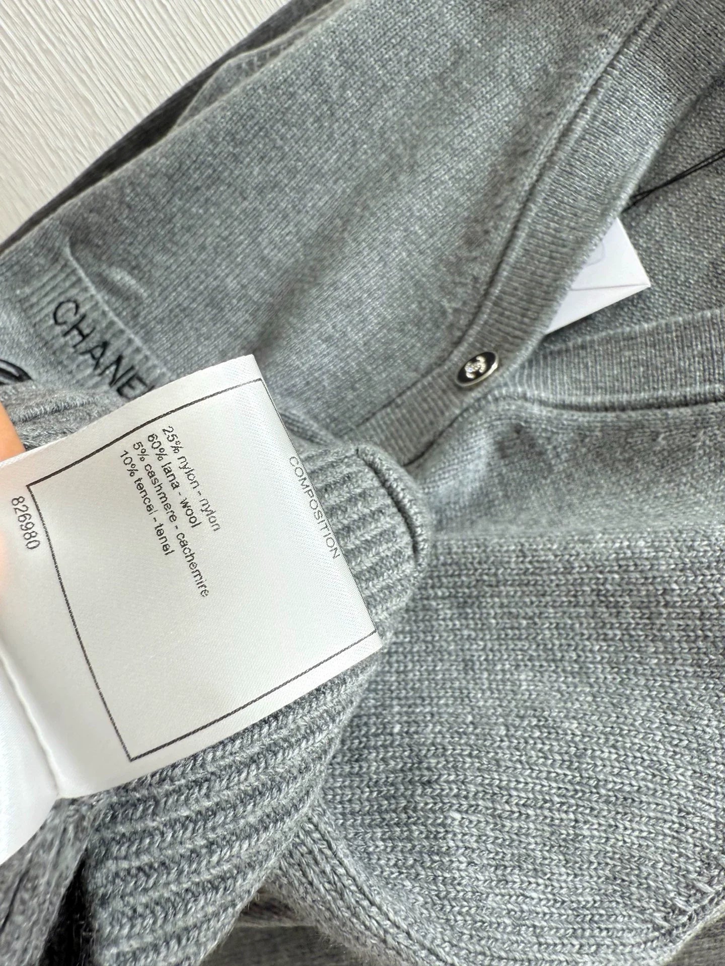 25fw Grey Knitted Cardigan