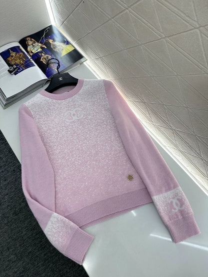 Gradient knitted pullover sweater