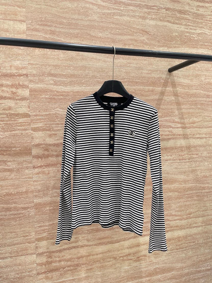 25fw Contrast striped long sleeved knitted sweater (vintage series)